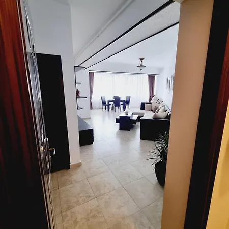 Lago Vista Apartment *