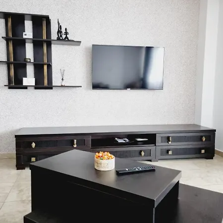 Lago Vista Apartment